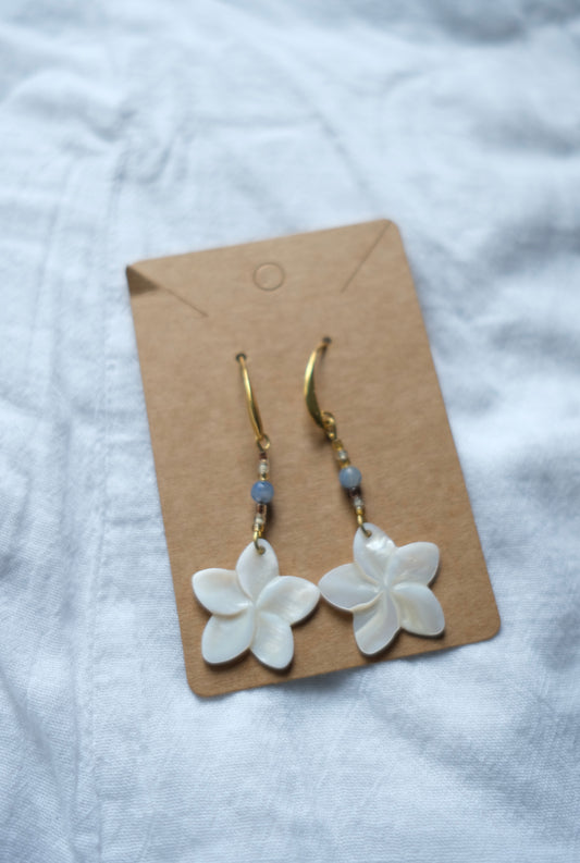 Shell Flower Earrings