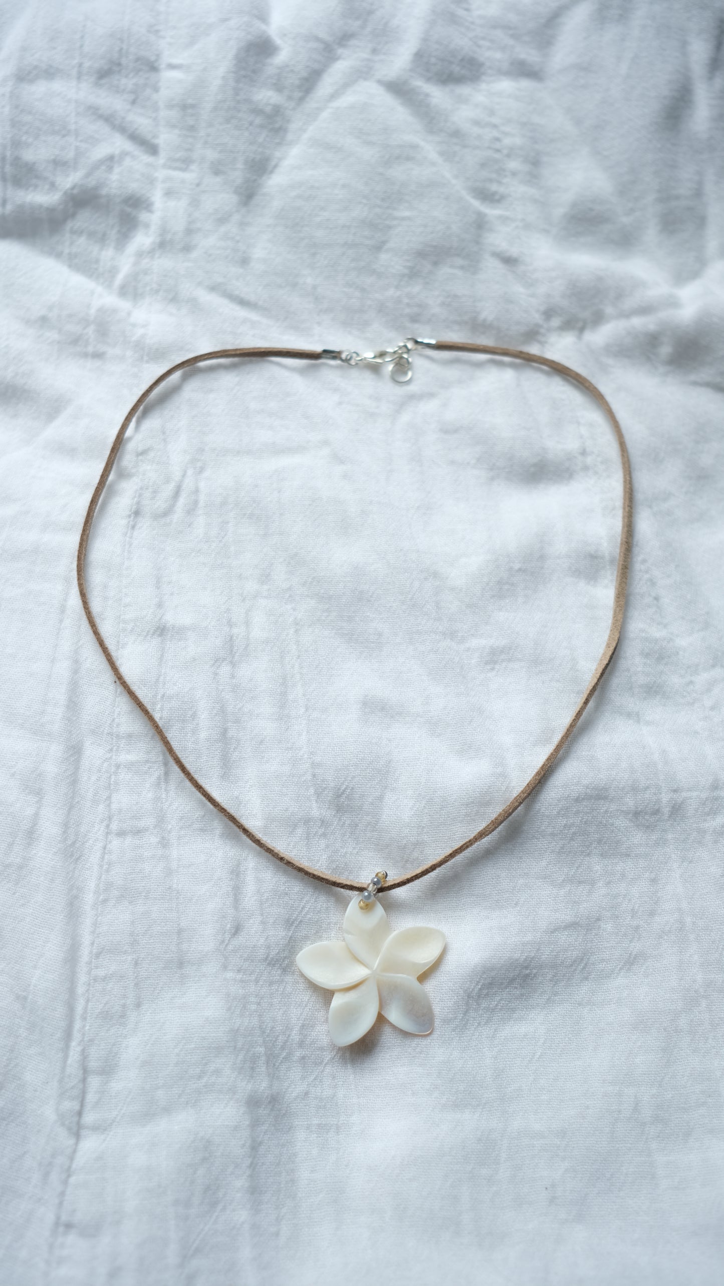 Shell Flower Necklace